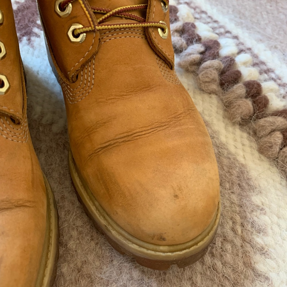 Timberland Boots - Picture 3 of 8